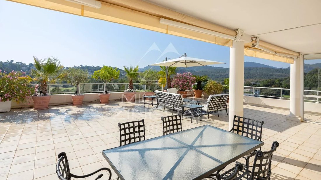 Apartment in Mandelieu-la-Napoule, Provence-Alpes-Côte d'Azur, France 2 - 18582298
