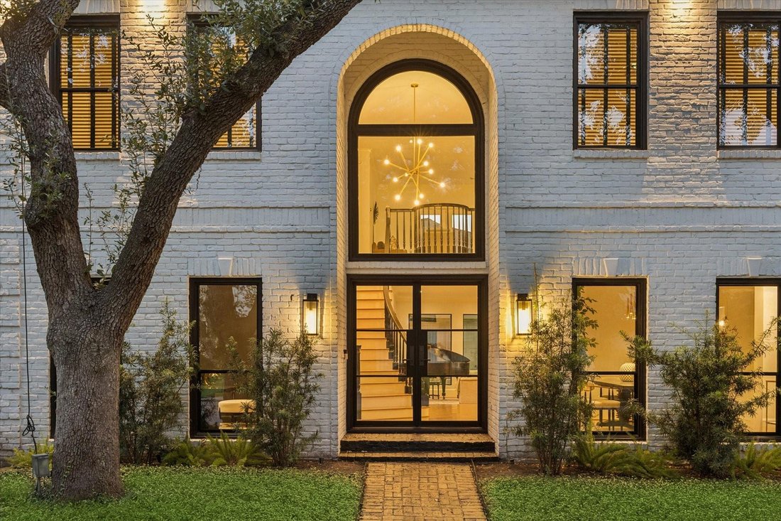 House in Houston, Texas, United States 3 - 18581999