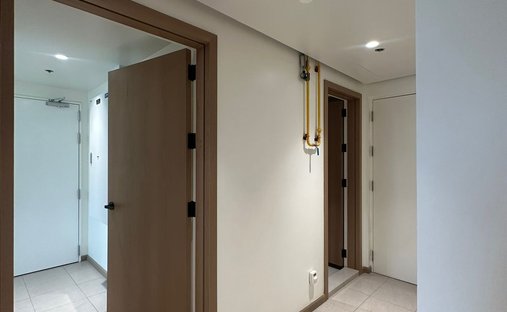 Condo in Makati, Metro Manila, Philippines 1
