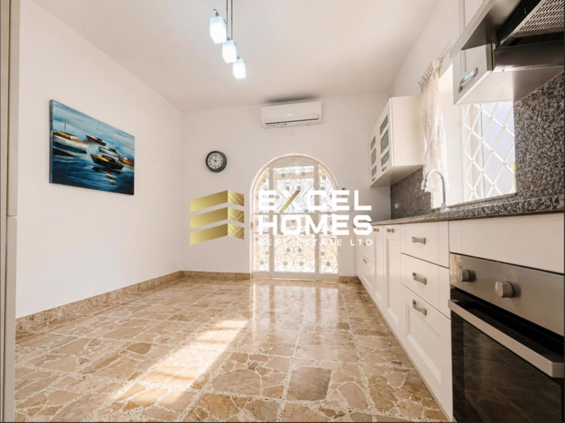 Villa in Santa Venera, Malta 2 - 18563218