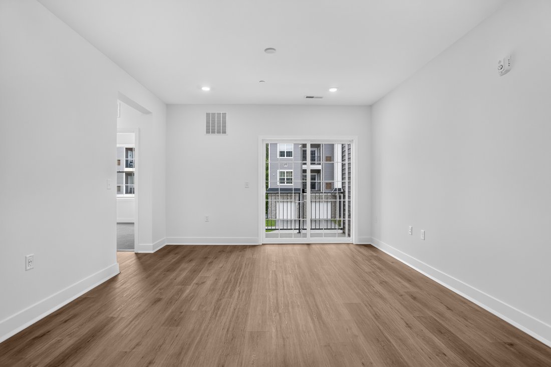 Condo in Monroe Township, New Jersey, United States 5 - 18533354