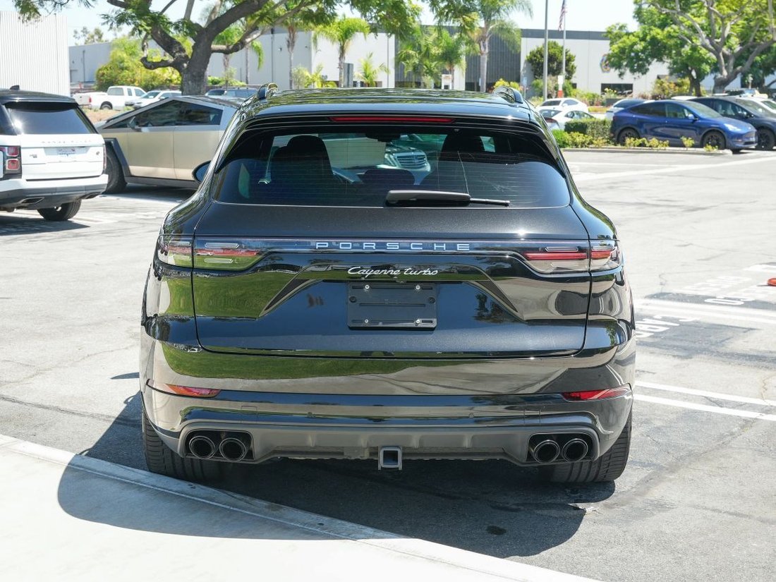Suv in Costa Mesa, CA, United States 4 - 18568060