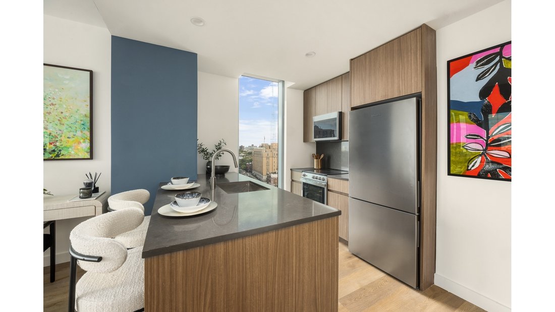 New York, New York, United States 2 - 18585278