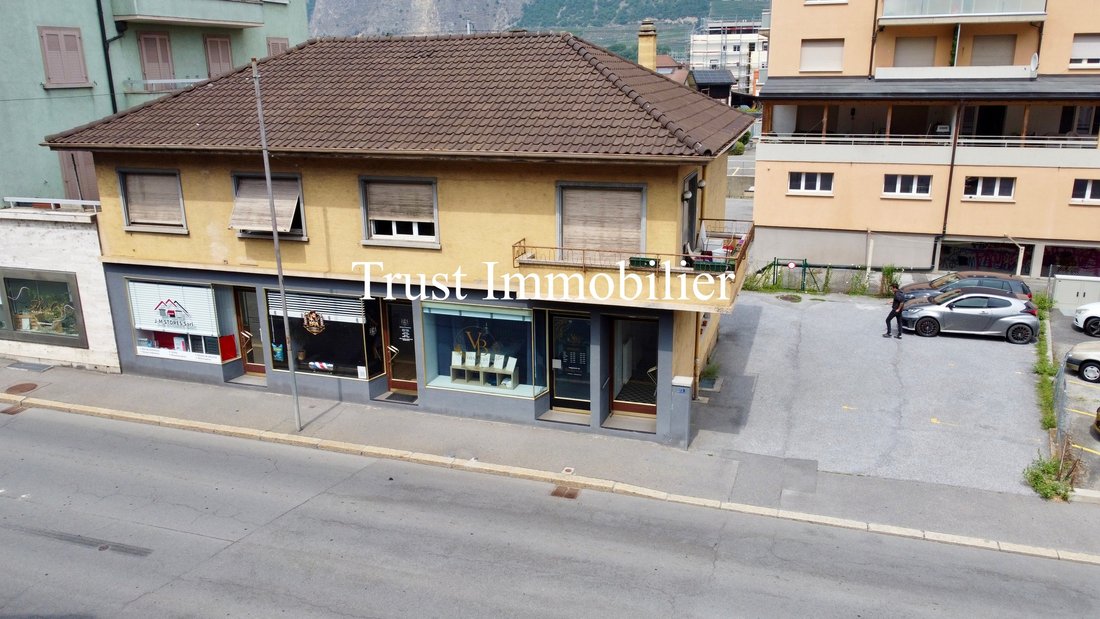 House in Saxon, Valais, Switzerland 2 - 18580828