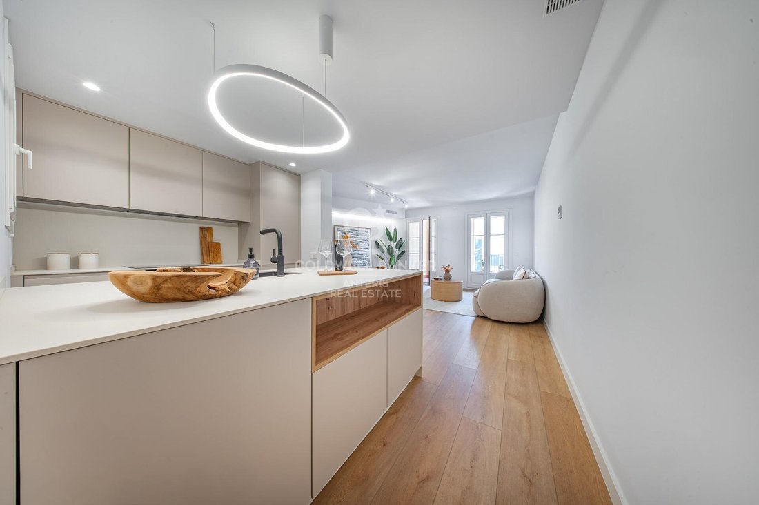 Apartment in Ciutat Vella, Barcelona, Spain 3 - 17730958