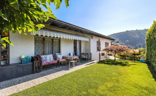 Villa in Torricella-Taverne, Ticino, Switzerland 1
