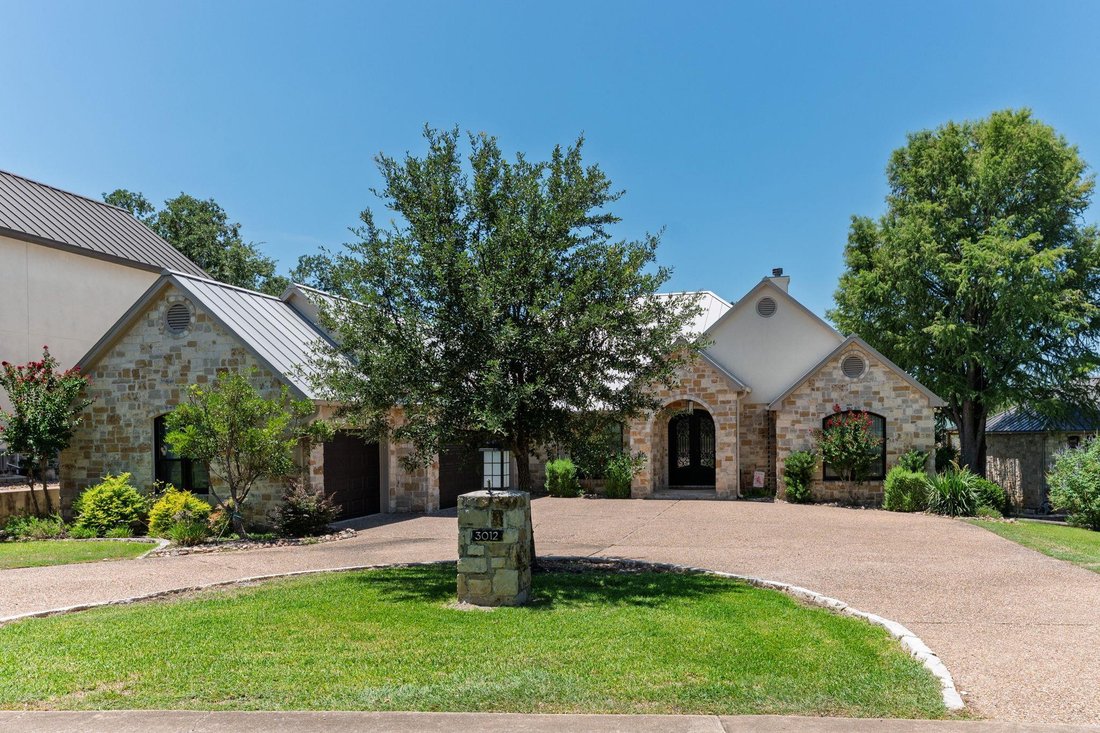 House in Horseshoe Bay, Texas, United States 1 - 17322358