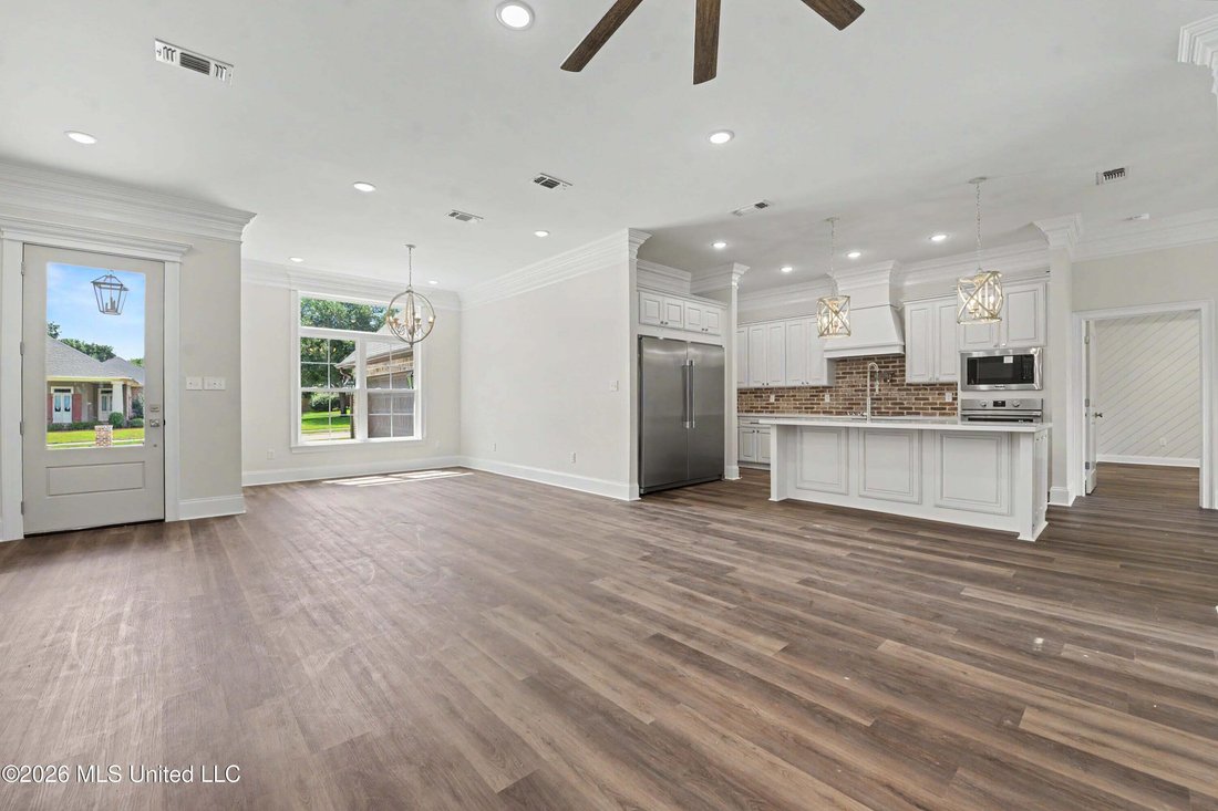 House in Long Beach, Mississippi, United States 4 - 18560900