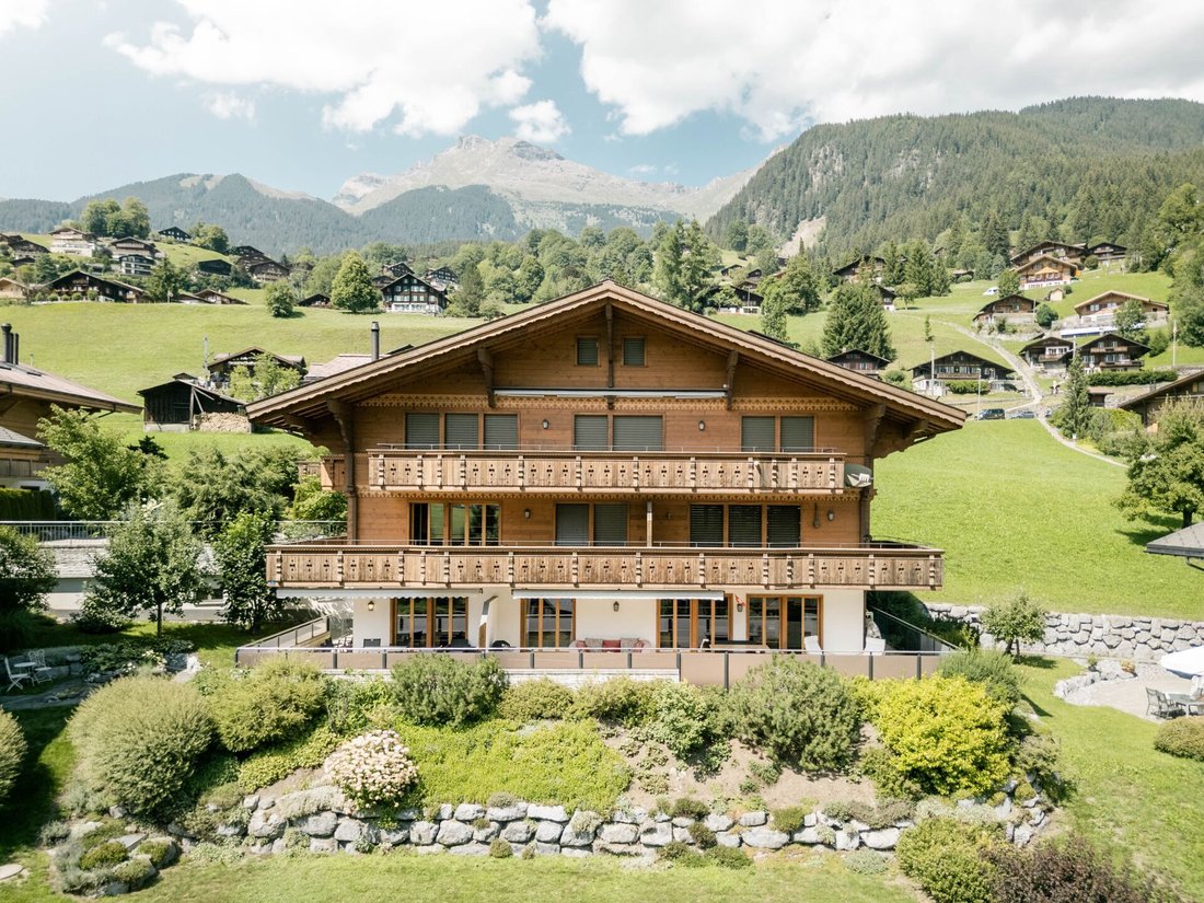 Chalet in Grindelwald, Canton of Bern, Switzerland 1 - 18580752