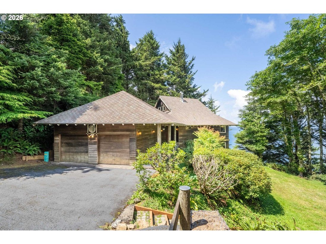 House in Tillamook, Oregon, United States 1 - 18583675