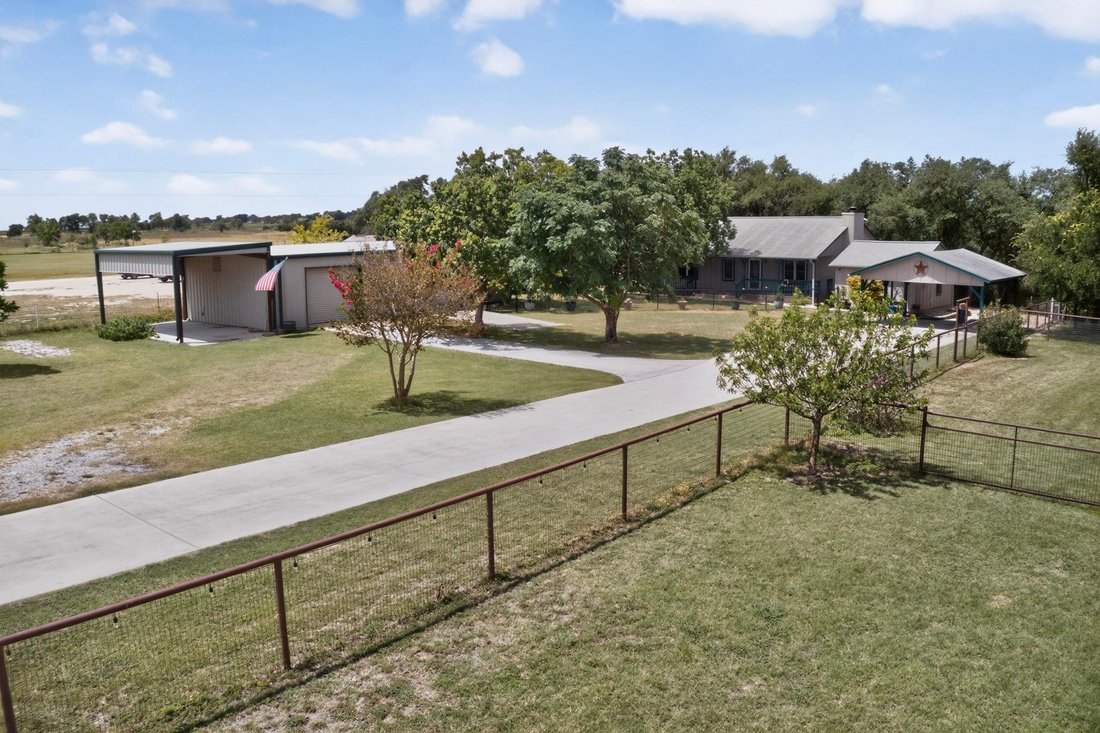 House in Hutto, Texas, United States 5 - 18581377