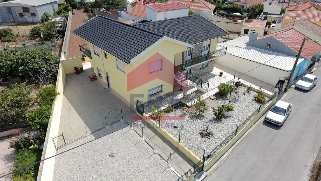 House in Lourinha e Atalaia, Lisbon, Portugal 1 - 18585424