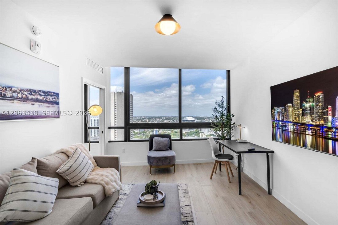 Condo in Miami, Florida, United States 5 - 18584400