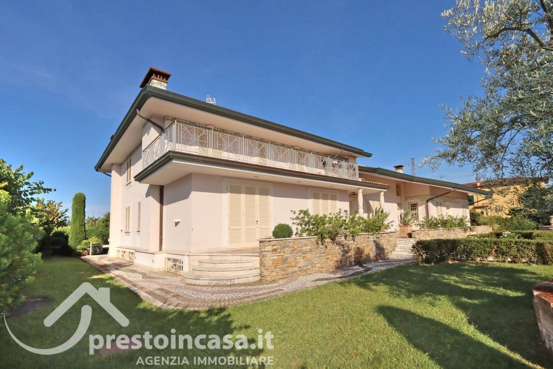 Villa in Center, Fucecchio, Tuscany 3 - 18584694