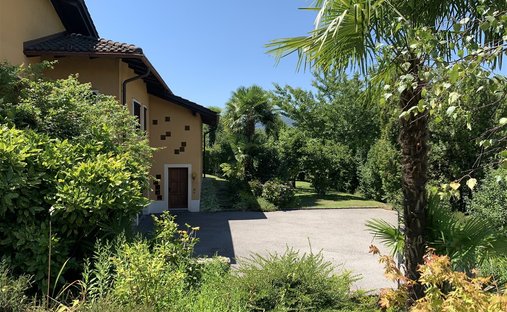 House in Lugano, Ticino, Switzerland 1
