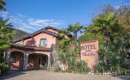 Villa in Ponte Tresa, Ticino, Switzerland 1