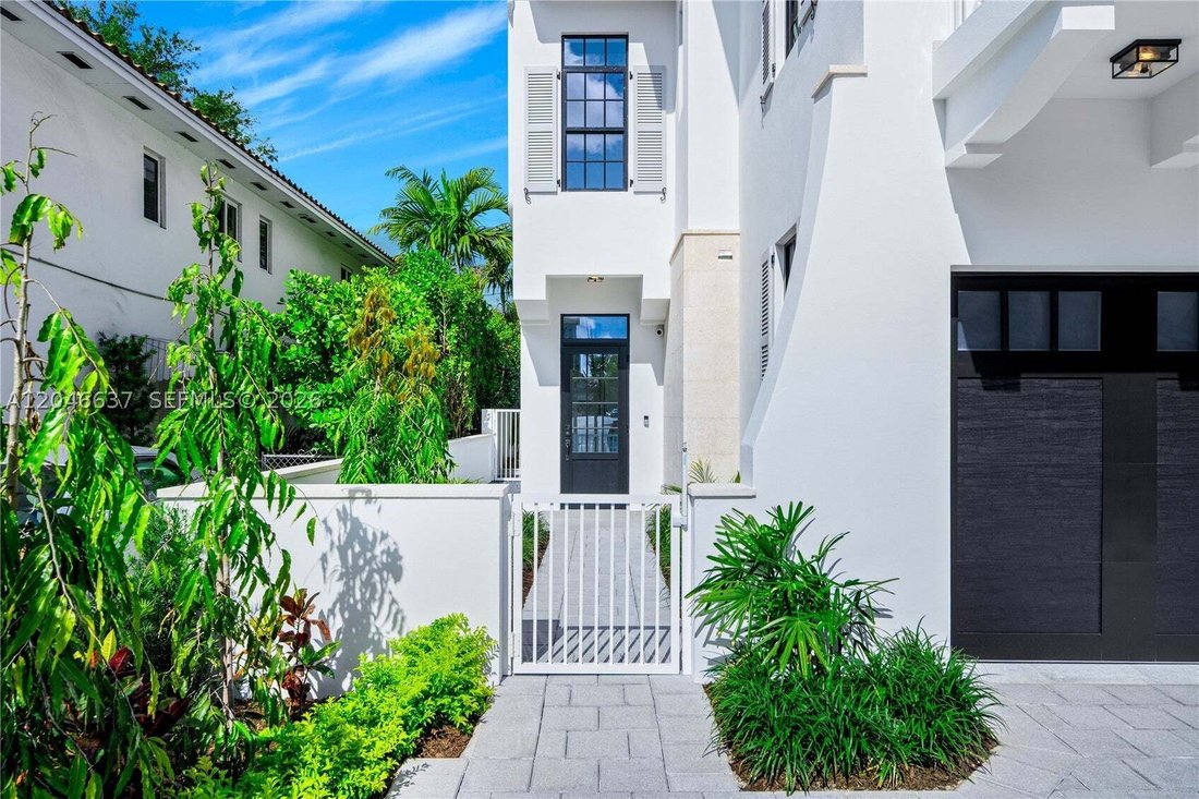 Townhouse in Coral Gables, Florida, United States 1 - 18321776