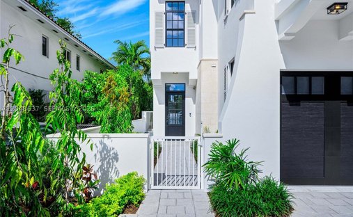 Townhouse in Coral Gables, Florida, United States 1