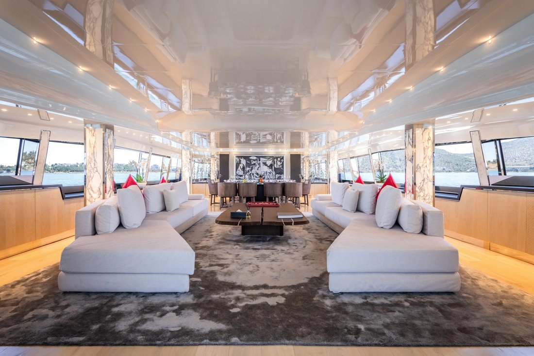 Motor Yacht in Italy 4 - 18582076