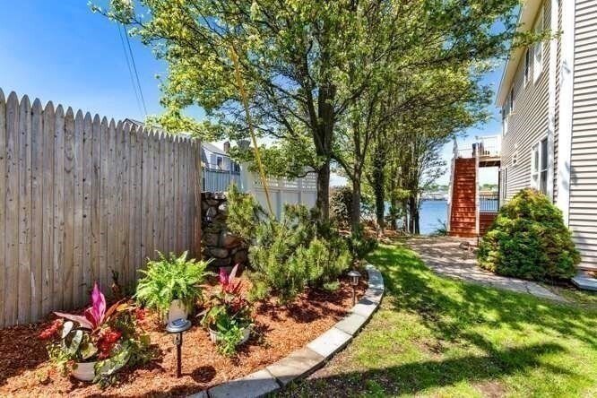 Condo in Gloucester, Massachusetts, United States 4 - 17984067