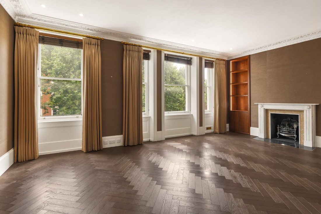 Apartment in Campden Hill, Kensington And Chelsea, England 1 - 18581417