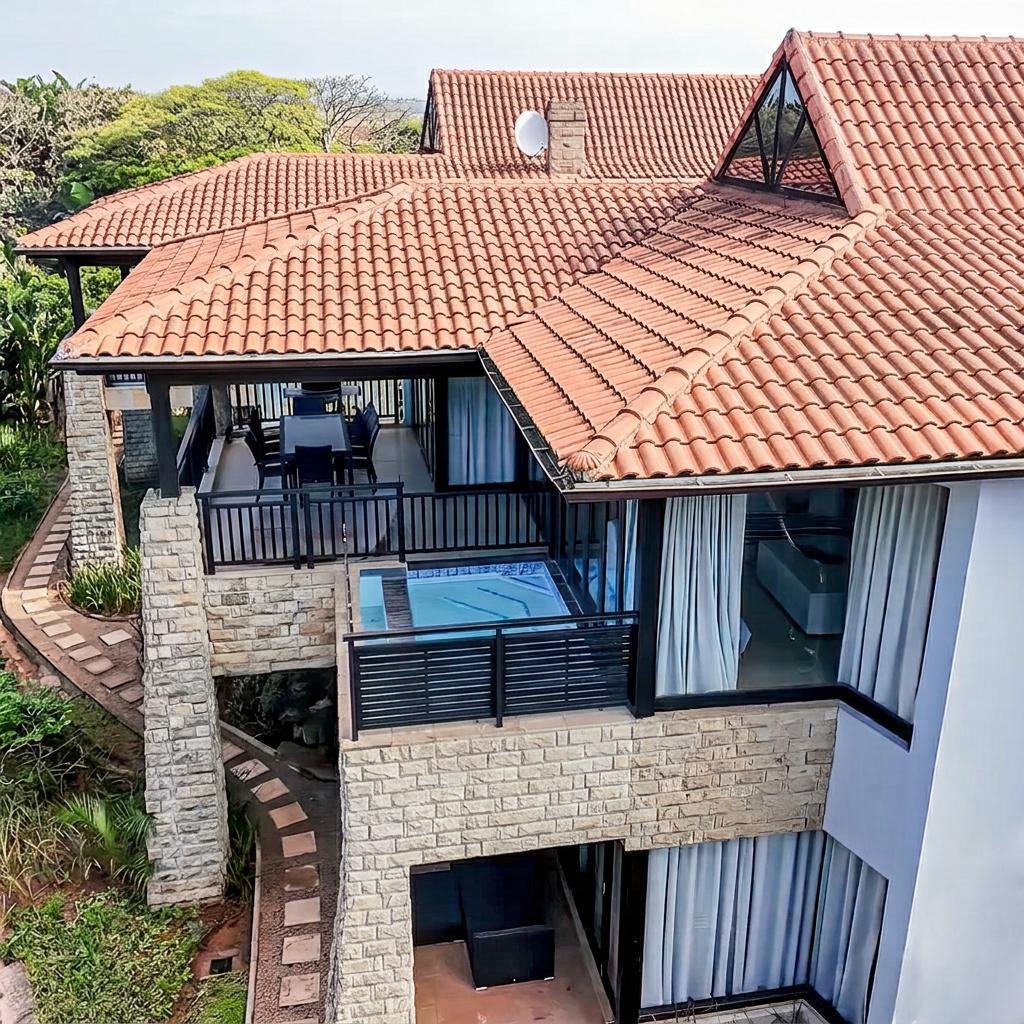 Townhouse in Dolphin Coast, KwaZulu-Natal, South Africa 1 - 18448406