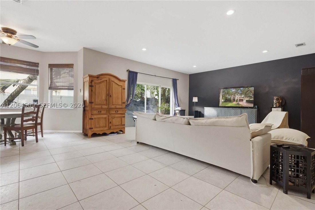House in Miramar, Florida, United States 4 - 18584401
