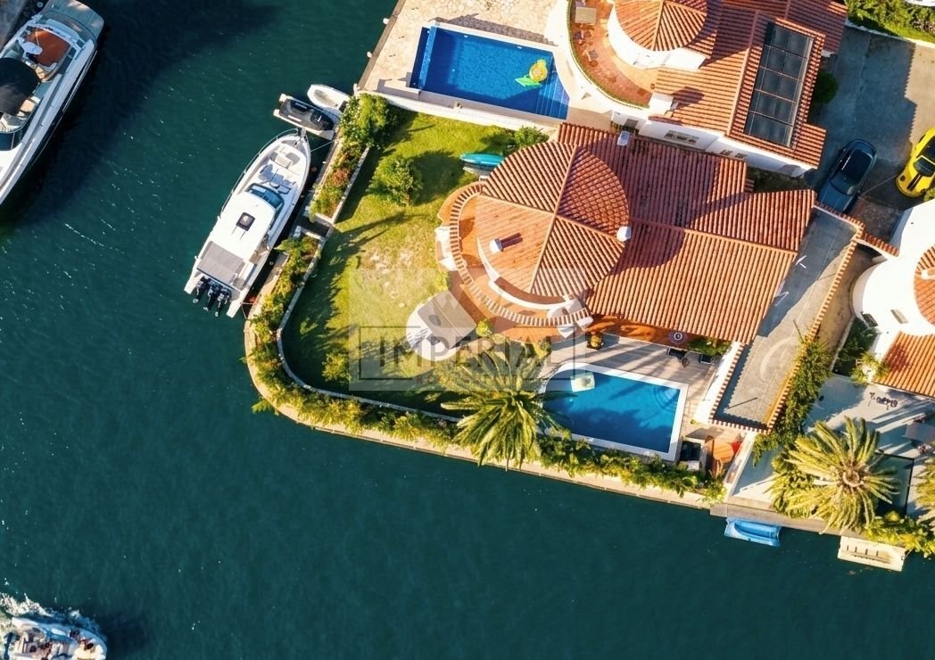 House in Empuriabrava, Catalonia, Spain 5 - 18576431