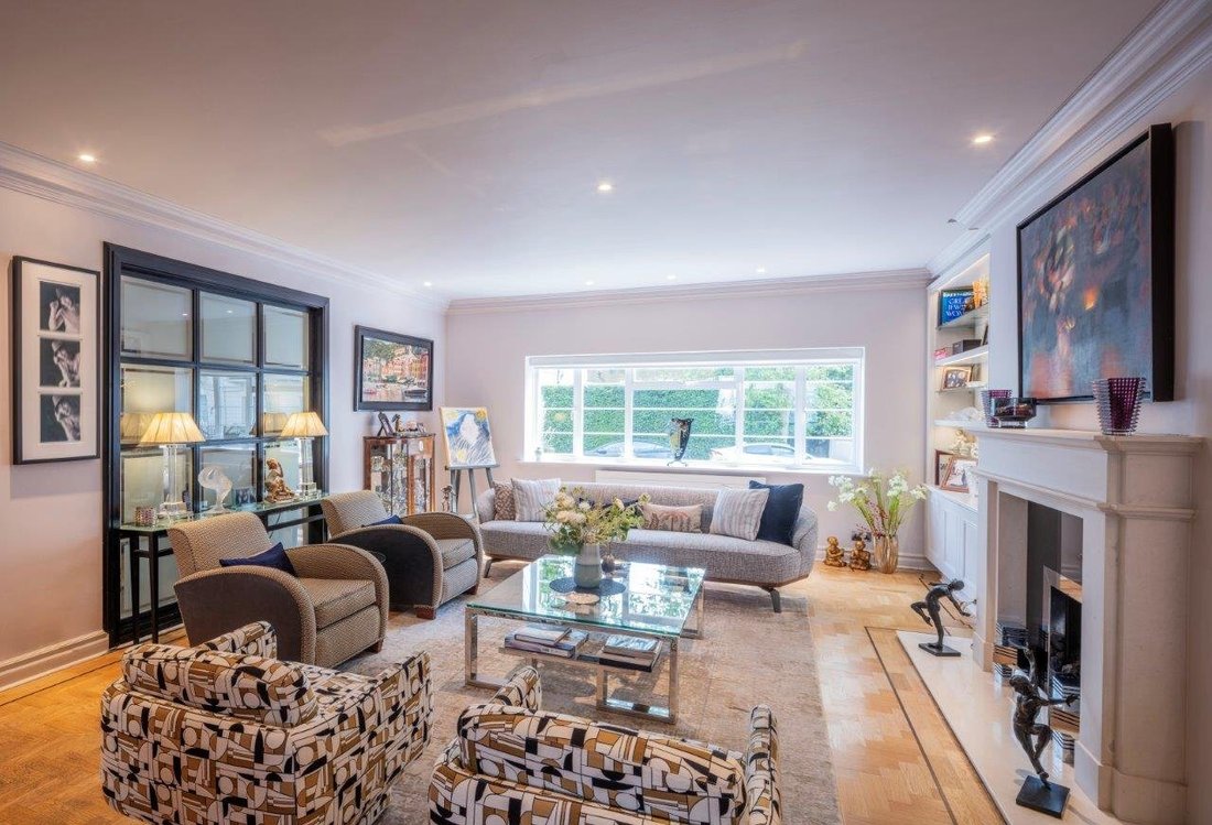 Estate in Hyde Park, Westminster, England 2 - 16689782