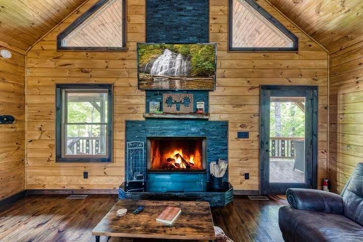 House in Mineral Bluff, Georgia, United States 3 - 18581887