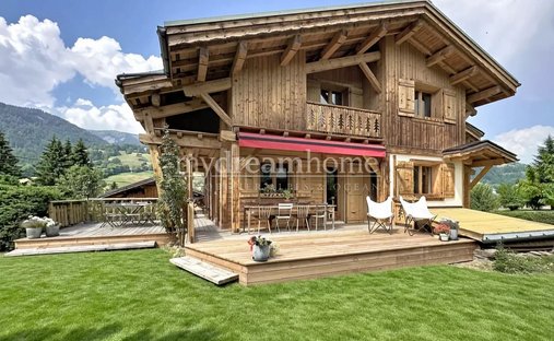 Chalet in Praz-sur-Arly, Auvergne-Rhône-Alpes, France 1