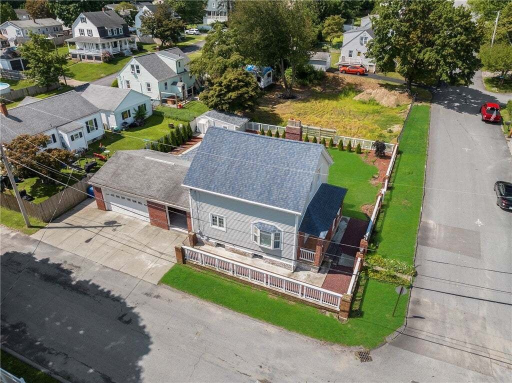 House in Johnston, Rhode Island, United States 3 - 18583883