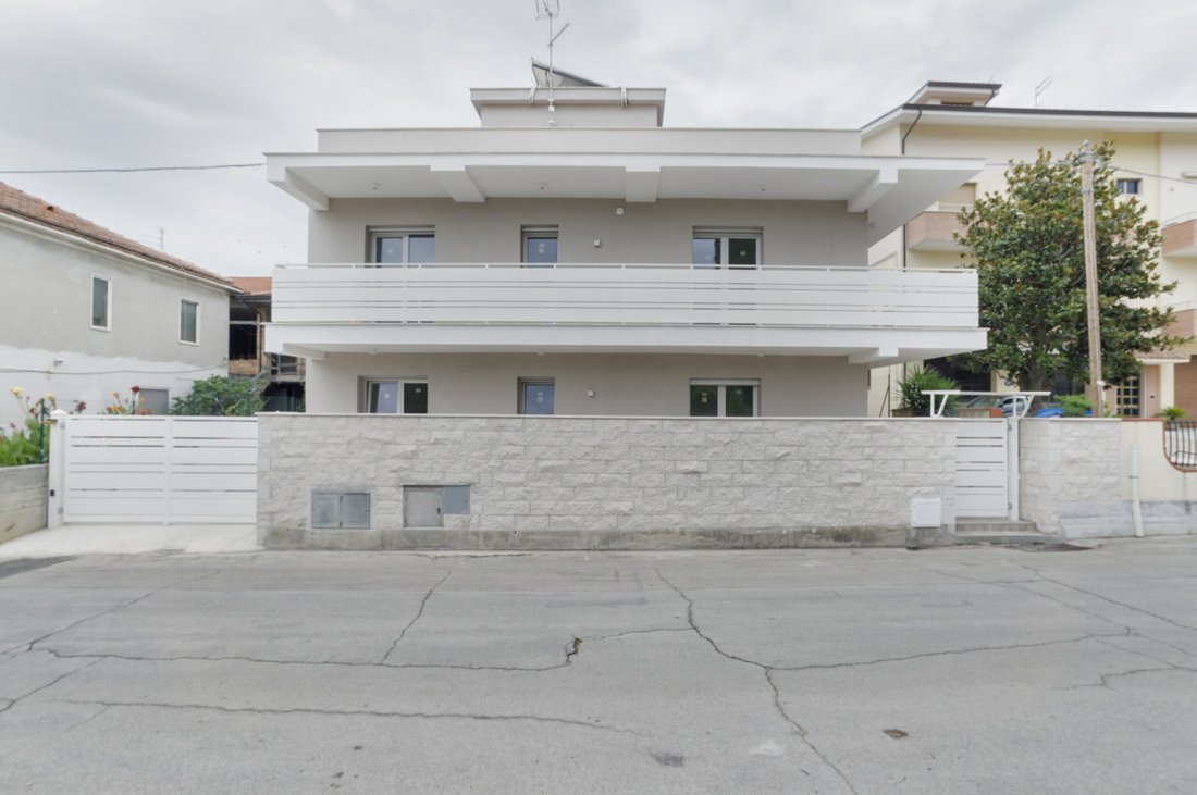 House in Sambuceto, Abruzzo, Italy 2 - 18585535