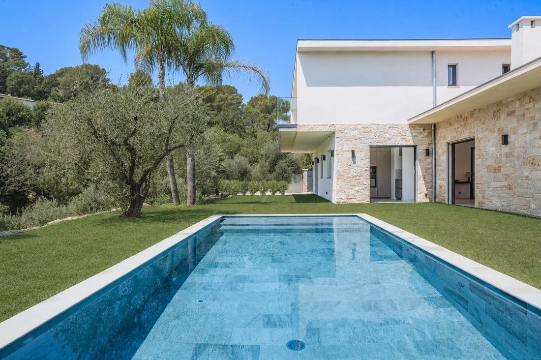Villa in Mougins, Provence-Alpes-Côte d'Azur, France 3 - 18582321