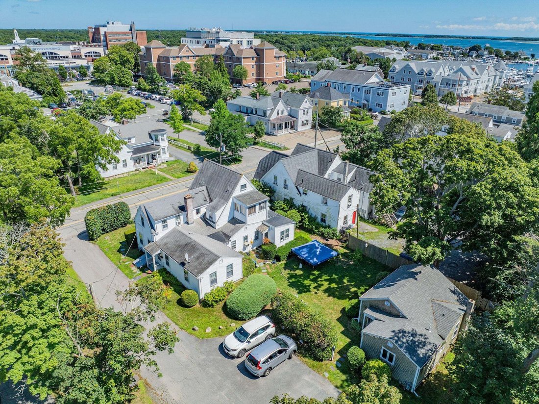 Barnstable, Massachusetts, United States 4 - 18583239