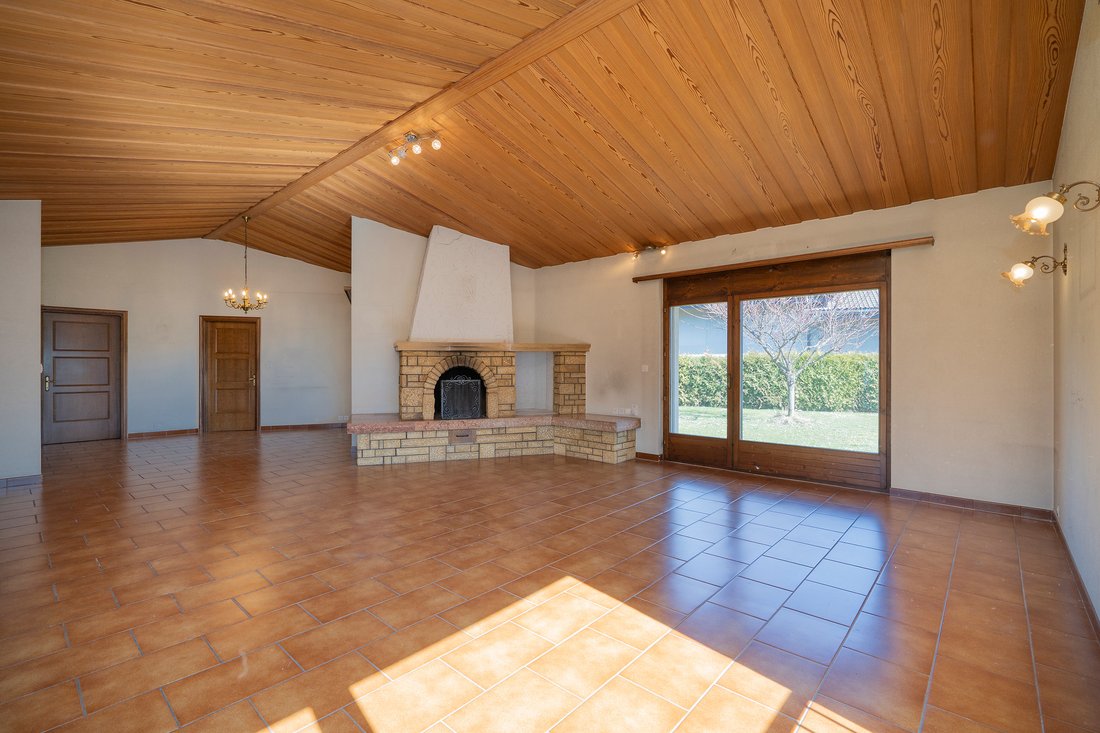 Villa in Conthey, Valais, Switzerland 4 - 18583247