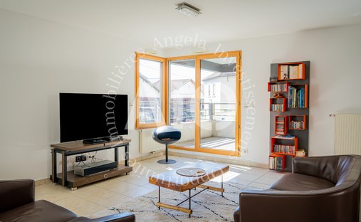 Apartment in Zola - Pressence, Villeurbanne, France 1