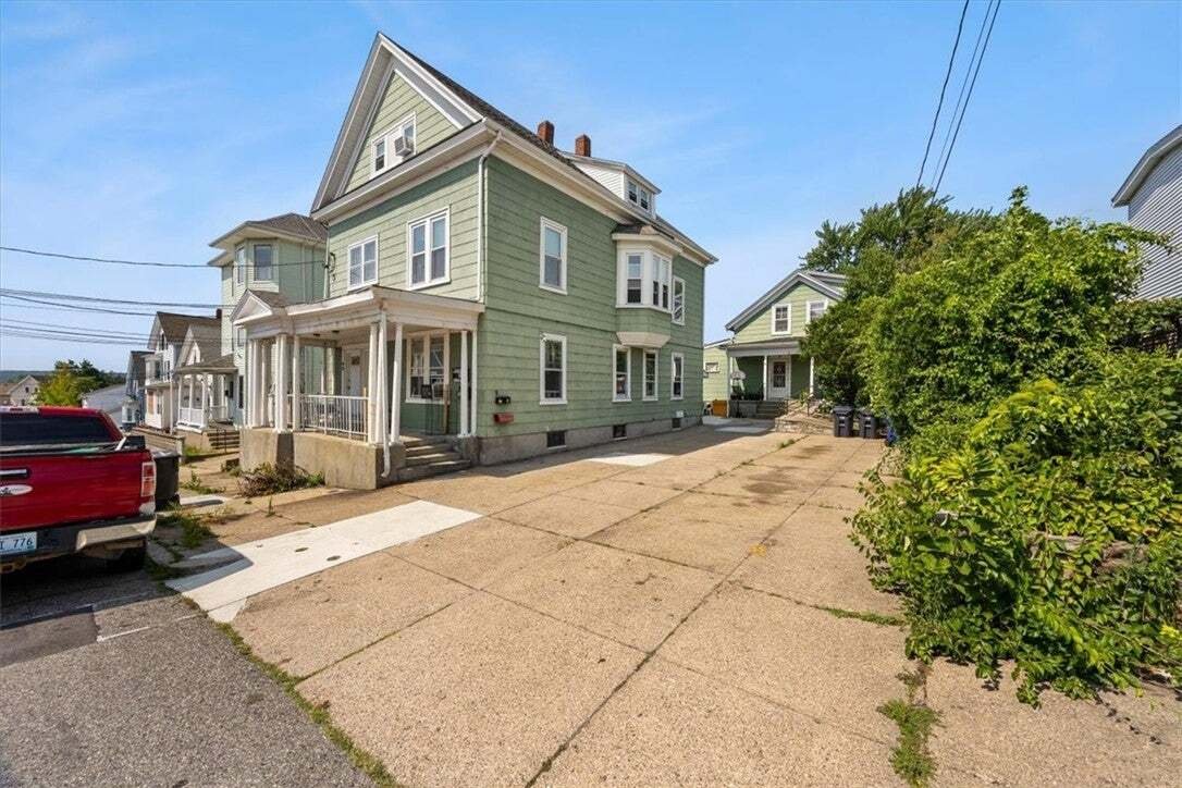 Pawtucket, Rhode Island, United States 2 - 18583889
