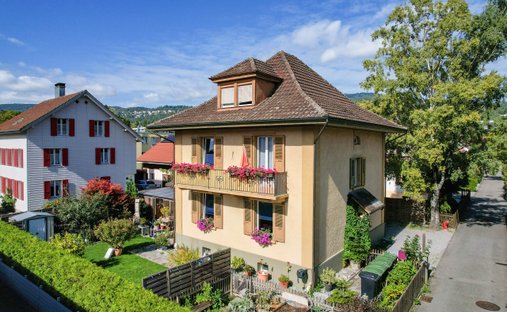 House in Biel/Bienne, Canton of Bern, Switzerland 1