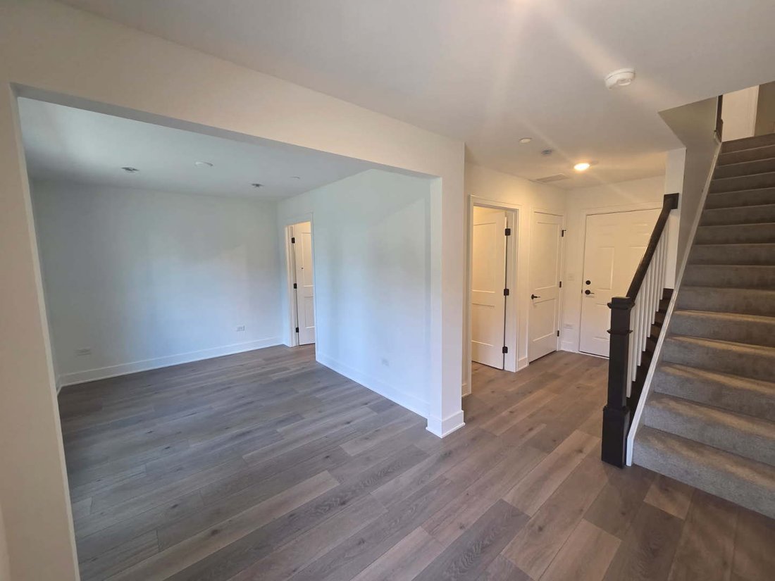 Townhouse in Naperville, Illinois, United States 2 - 18079245