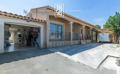 Maison à Marignane, Provence-Alpes-Côte d'Azur, France 1