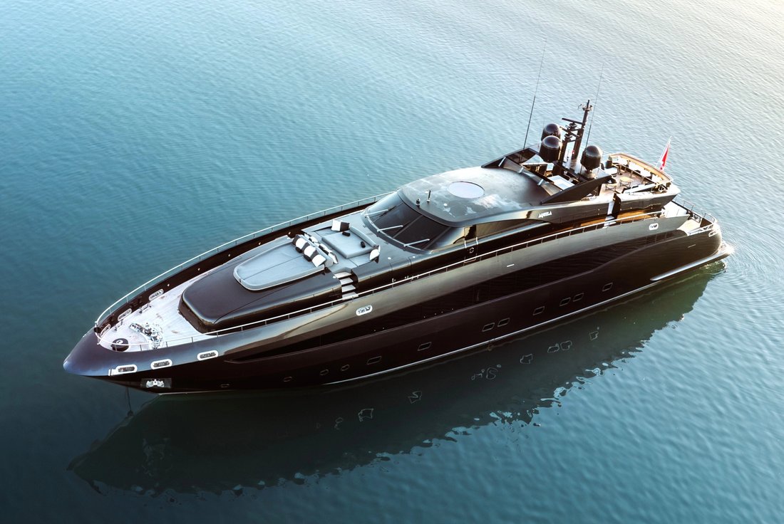 Motor Yacht in Italy 1 - 18582076