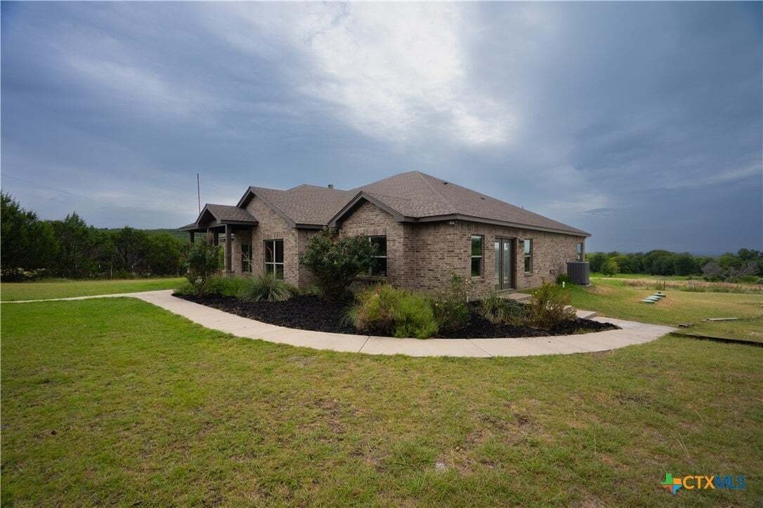 House in The Grove, Texas, United States 1 - 18584099