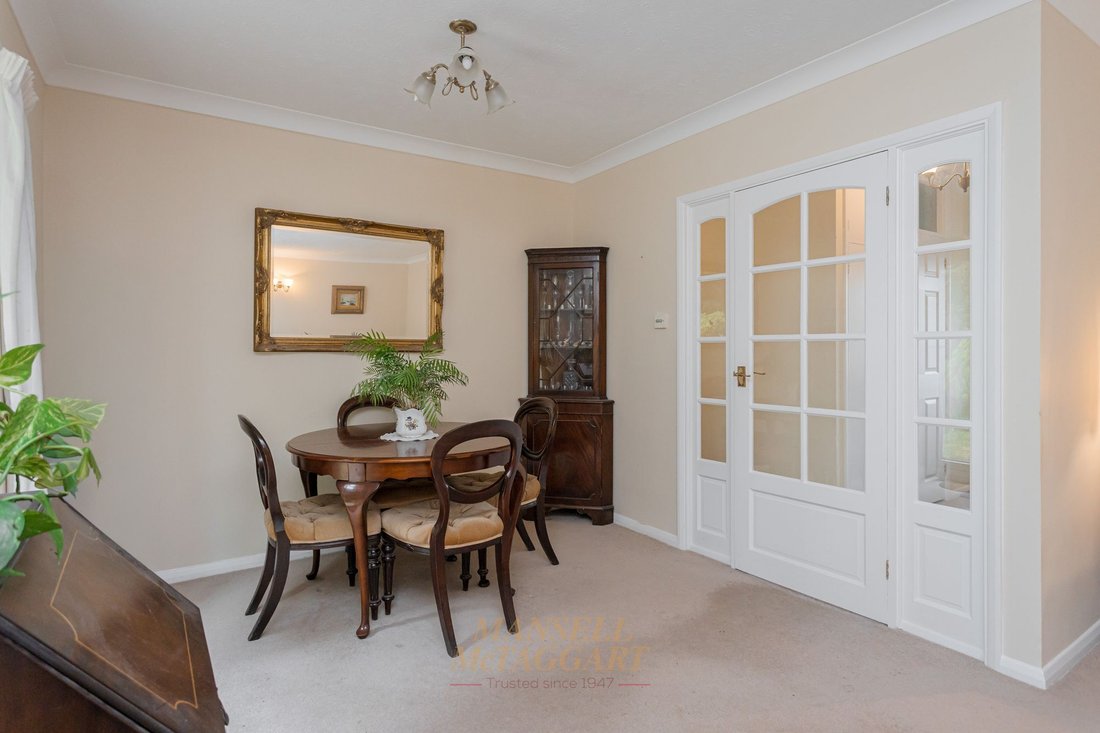 Haus in Charlwood, England 2 - 18582297