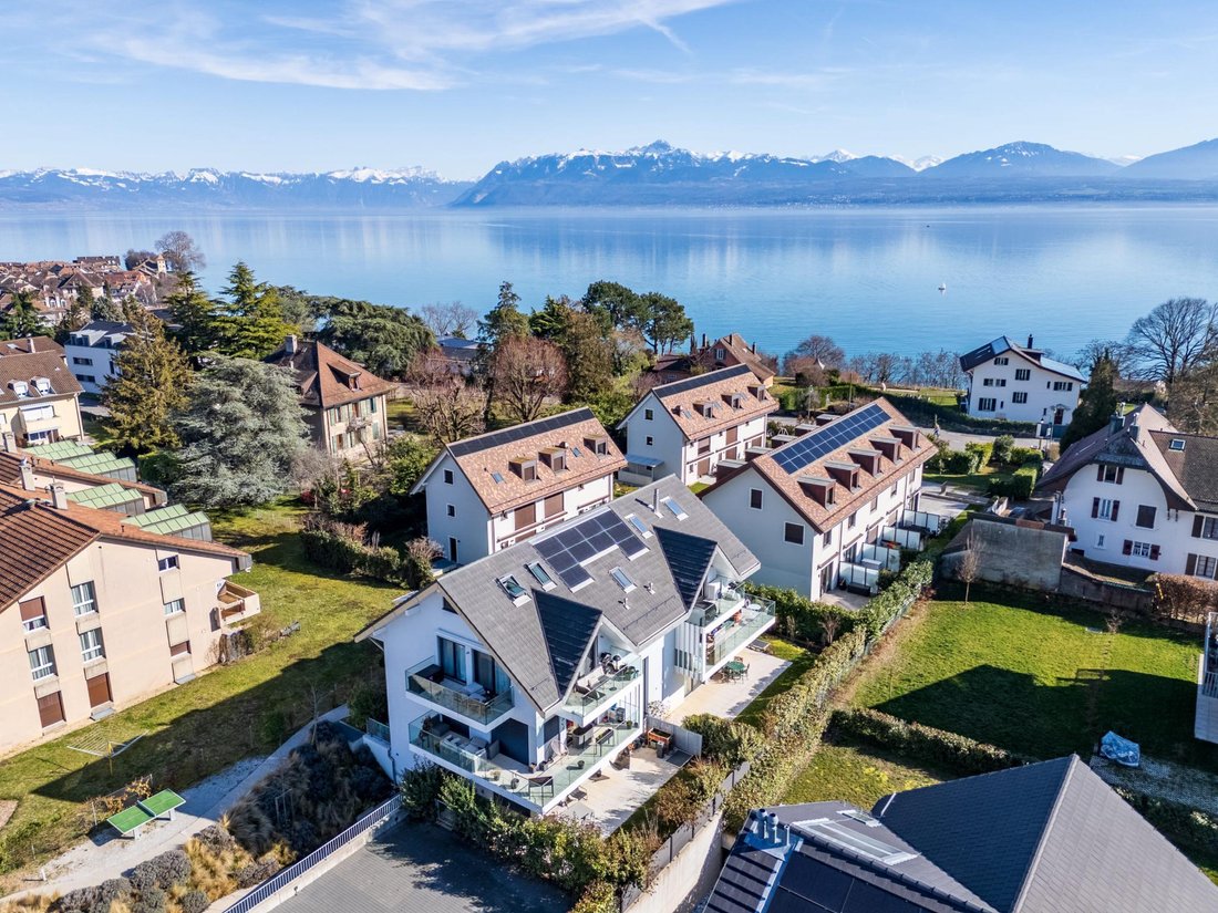 Apartment in Saint-Prex, Vaud, Switzerland 1 - 18580934