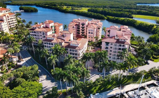 Condo in Coral Gables, Florida, United States 1