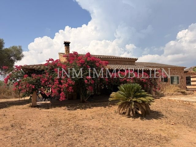 Finca in Llucmajor, Balearic Islands, Spain 1 - 18581988