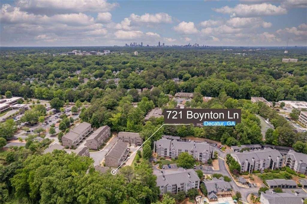 Townhouse in Decatur, Georgia, United States 2 - 18581817