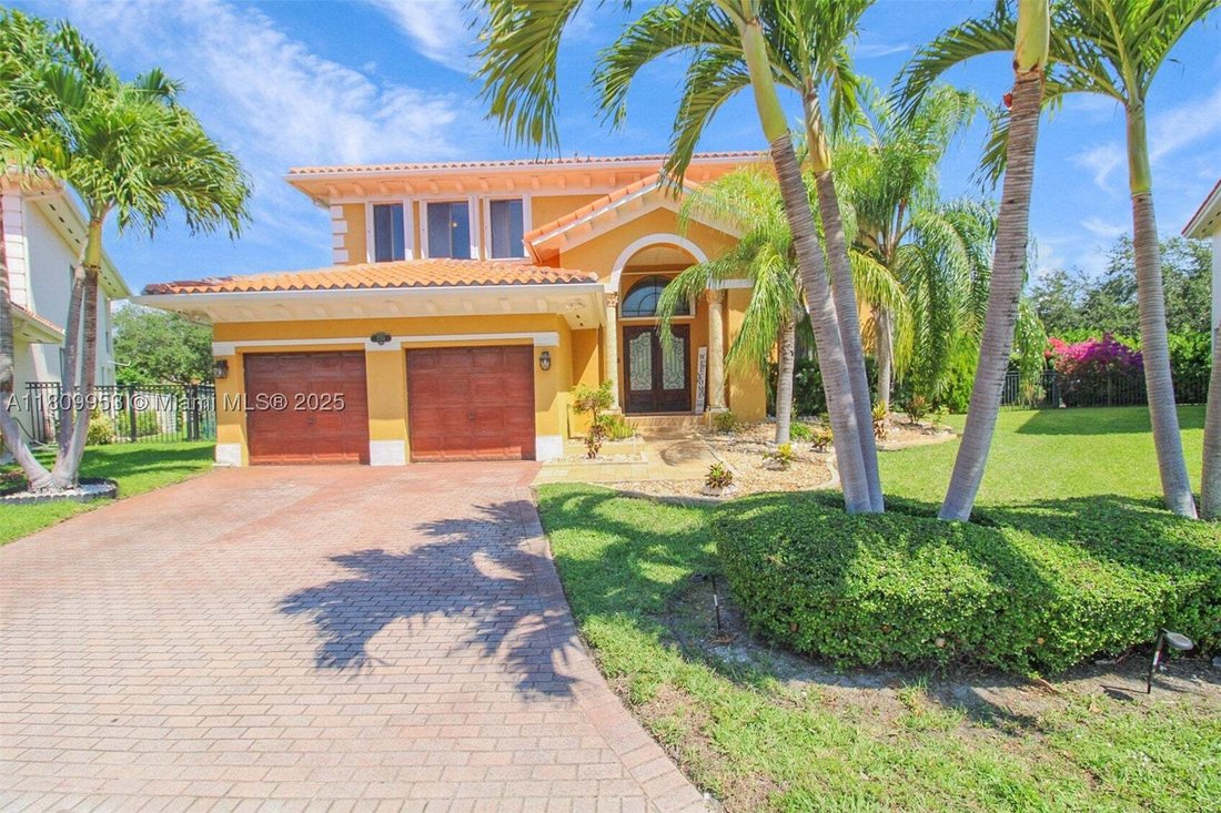 House in Cutler Bay, Florida, United States 3 - 17205917