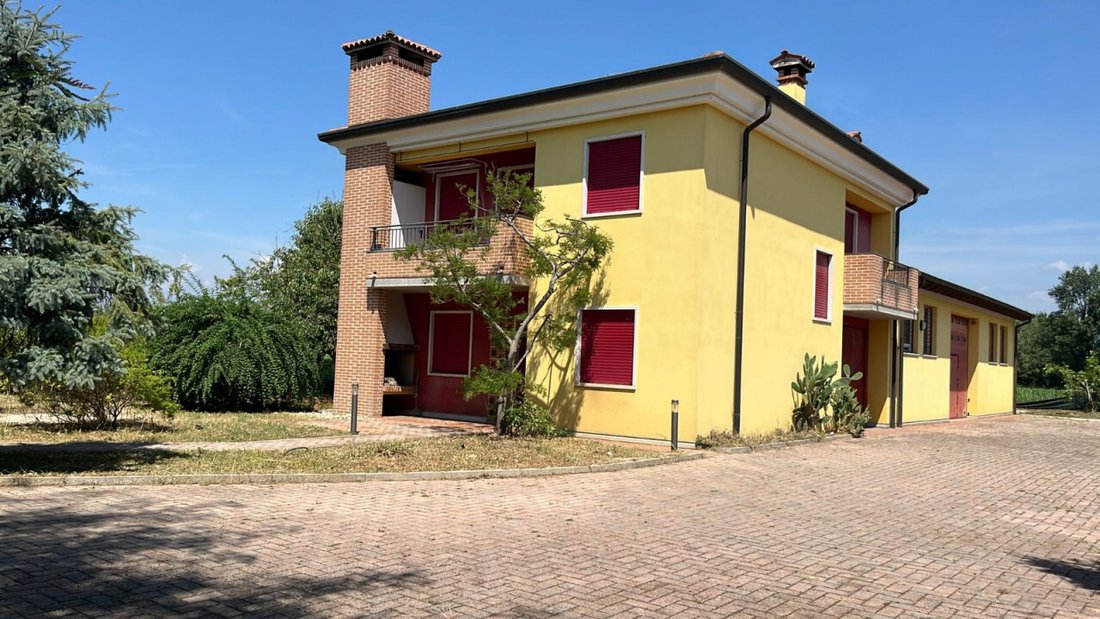 House in Dueville, Veneto, Italy 2 - 18585552